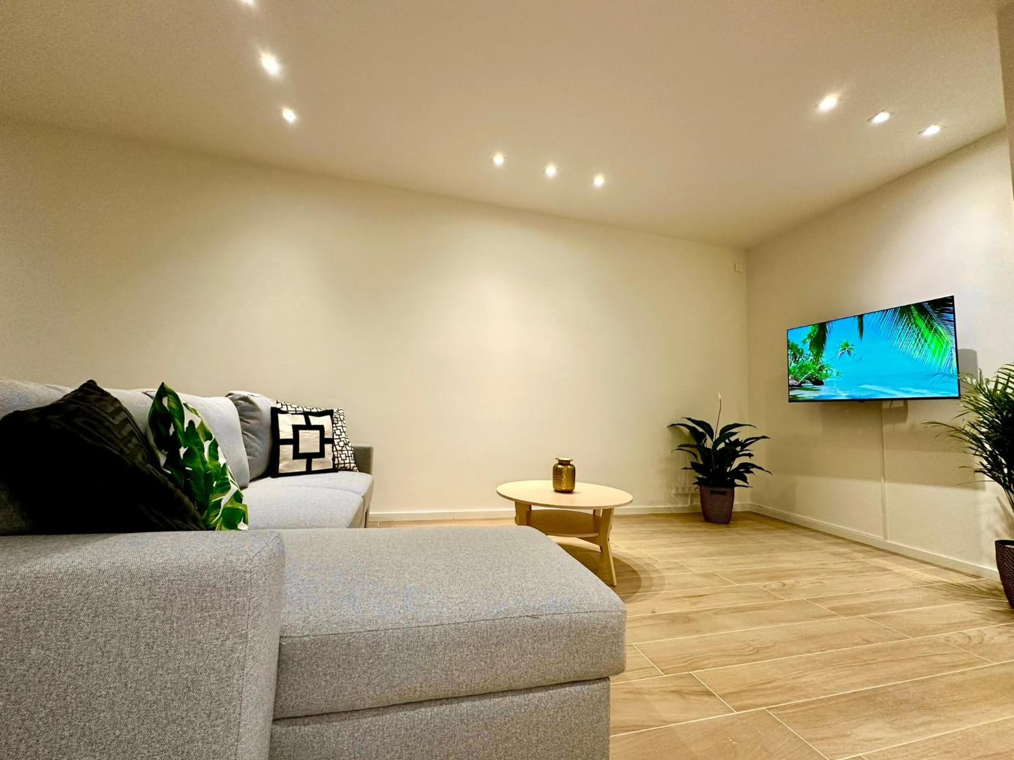 Luxury Suites Park By Rikas Hotels アントウェルペン エクステリア 写真