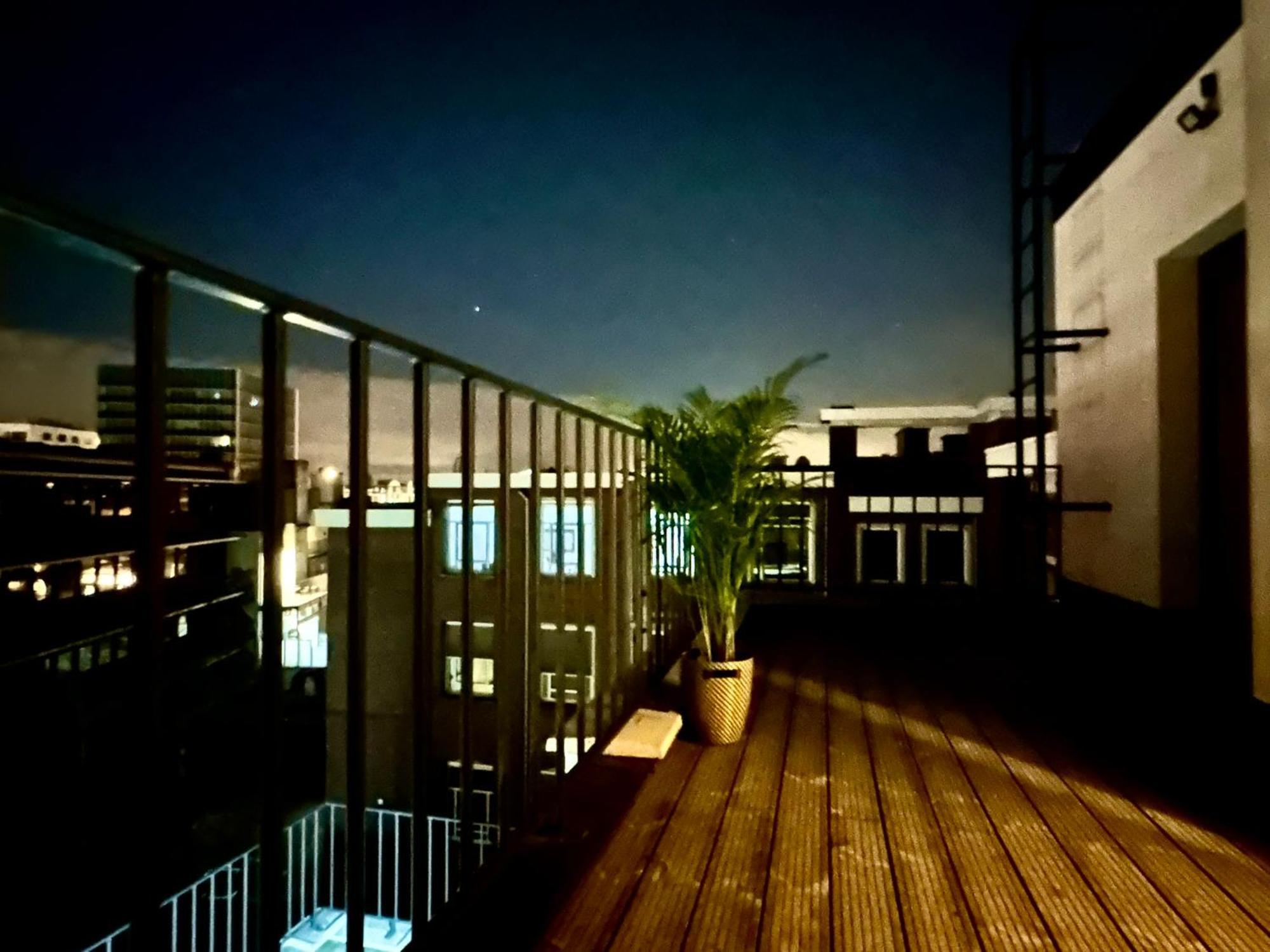 Luxury Suites Park By Rikas Hotels アントウェルペン エクステリア 写真